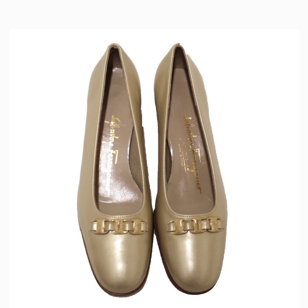 Salvatore Ferragamo Boutique Tan Gold Nude Leather Block Heel Flats Sz 5.5